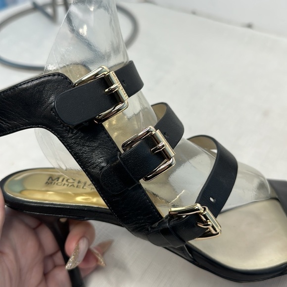 Michael Kors Viola 8M Black Leather 3 Strap Buckle Gold Zip Back Heel Sandal - Picture 5 of 8